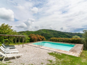 Stunning house with pool and stunning rural views, Uzzano